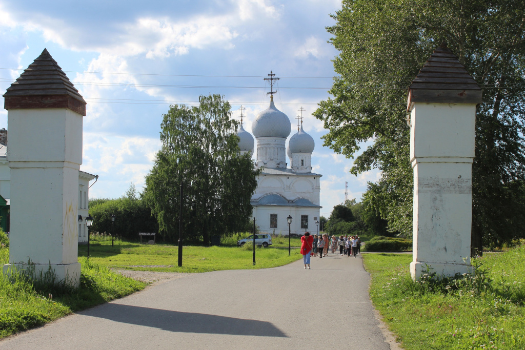 Белозерск, Спасо-Преображенский собор. Фото Белозерского краеведческого музея###https://belozermus.ru/