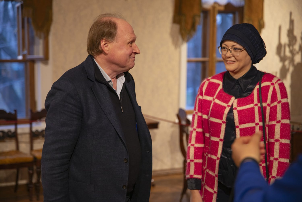 С президентом МАПРЯЛ, Советником Президента РФ Владимиром Толстым (2024 г.)