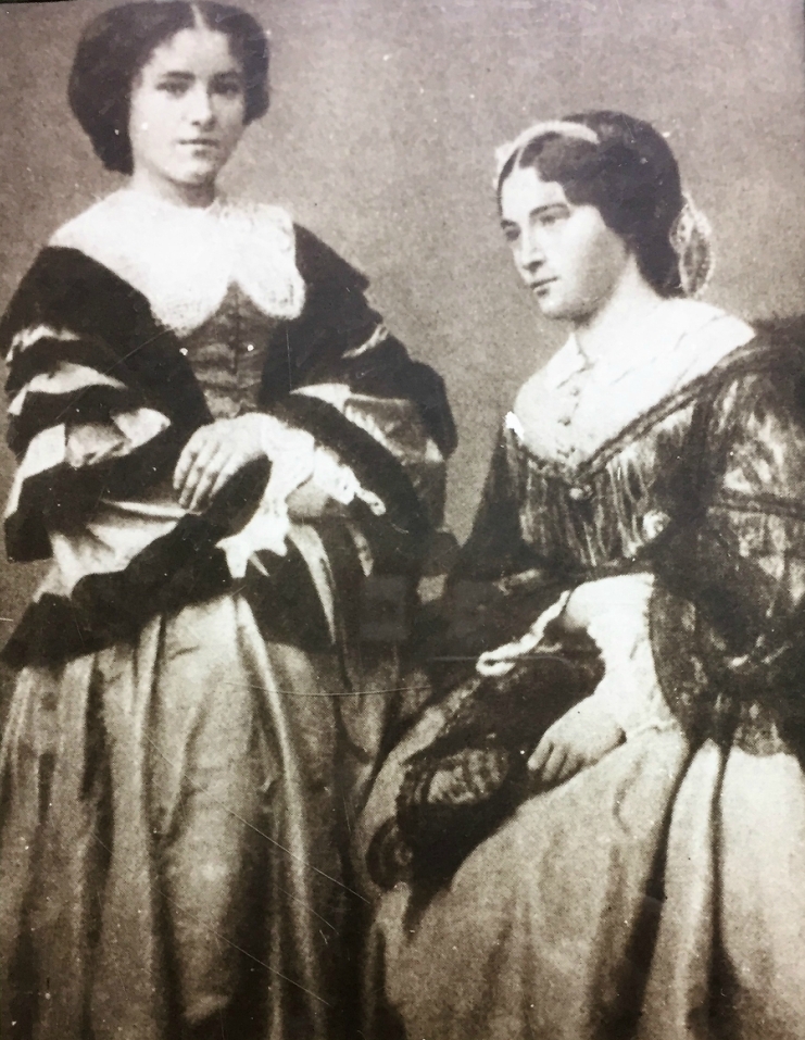 Елизавета Аполлоновна Салтыкова, урождённая Болтина (слева), с сестрой А. А. Болтиной. Фото: Музей М. Е. Салтыкова-Щедрина