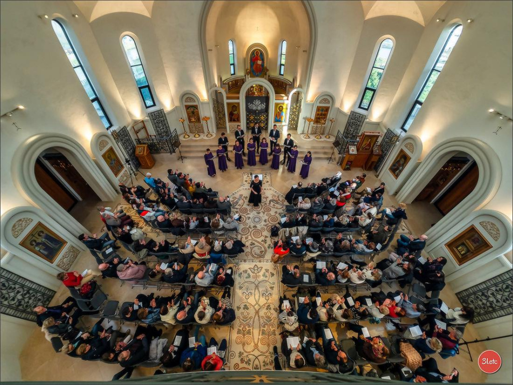 Концерт в храме. Фото предоставлено настоятелем прихода Всех Святых в Страсбурге Филиппом (Рябых)