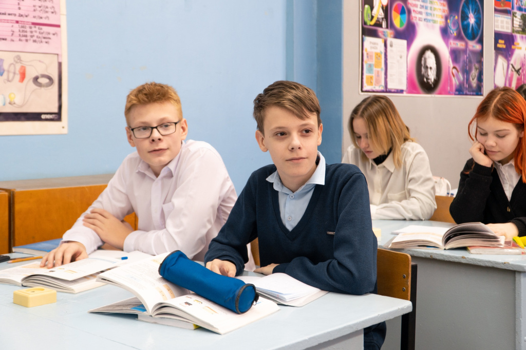 Фото: пресс-служба Минпросвещения России / edu.gov.ru (CC BY 4.0)###https://edu.gov.ru/press/9111/minprosvescheniya-rossii-vnosit-izmeneniya-v-poryadok-osuschestvleniya-perevoda-obuchayuschihsya-iz-obrazovatelnyh-uchrezhdeniy/
