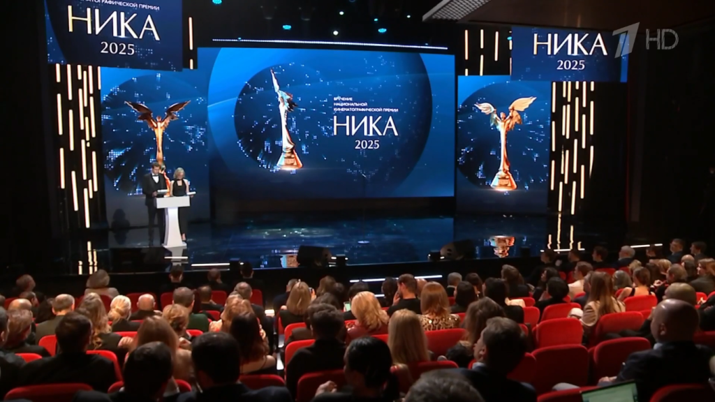 Фото: стоп-кадр / Первый канал / 1tv.ru###https://www.1tv.ru/news/2025-03-24/505021-roman_madyanov_posmertno_udostoen_premii_nika_za_rol_v_filme_lyubov_sovetskogo_soyuza Фото: стоп-кадр / Первый канал / 1tv.ru###https://www.1tv.ru/news/2025-03-24/505021-roman_madyanov_posmertno_udostoen_premii_nika_za_rol_v_filme_lyubov_sovetskogo_soyuza