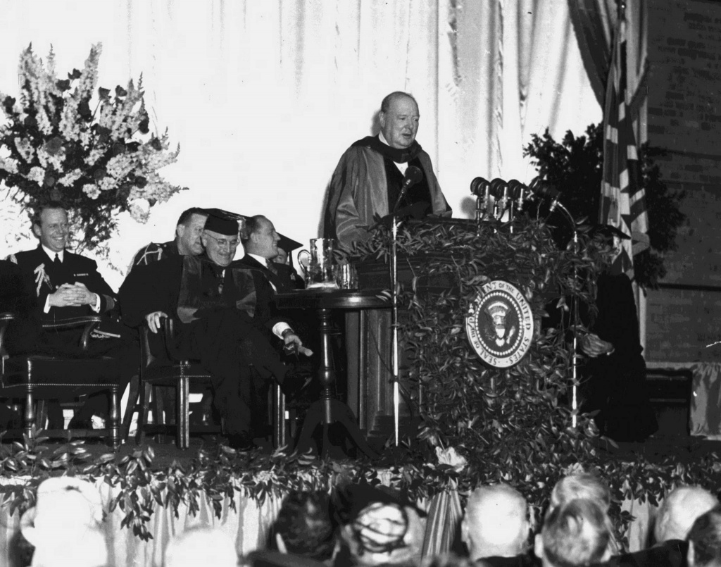 Черчилль произносит «Фултонскую речь»