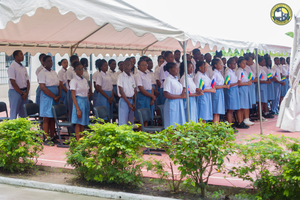 Жан Реми Мбеле 8.jpg