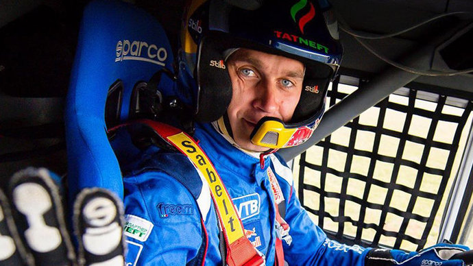 Дмитрий Сотников / Фото: © «КАМАЗ-мастер» / news.sportbox.ru###https://news.sportbox.ru/Vidy_sporta/Avtosport/Dakar/spbnews_NI1299255_Dmitrij_Sotnikov_My_neskolko_let_shli_k_etoj_pobede_Dazhe_ne_veritsa_poka_chto_vyigrali Дмитрий Сотников / Фото: © «КАМАЗ-мастер» / news.sportbox.ru###https://news.sportbox.ru/Vidy_sporta/Avtosport/Dakar/spbnews_NI1299255_Dmitrij_Sotnikov_My_neskolko_let_shli_k_etoj_pobede_Dazhe_ne_veritsa_poka_chto_vyigrali