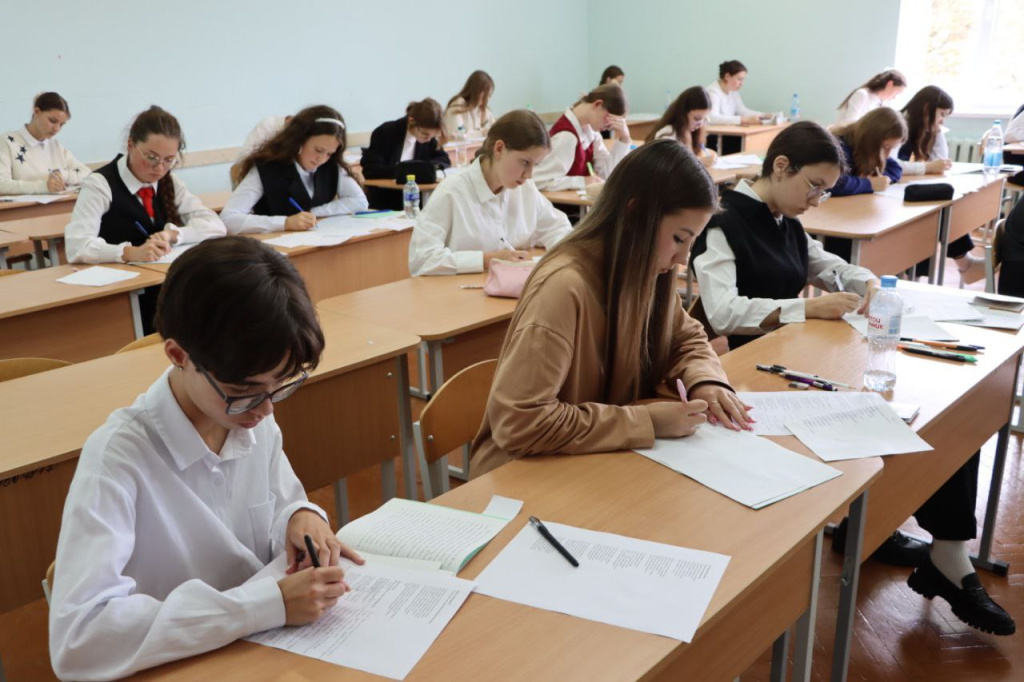 photo_5375353645316568989_y (1).jpg photo_5375353645316568989_y (1).jpg