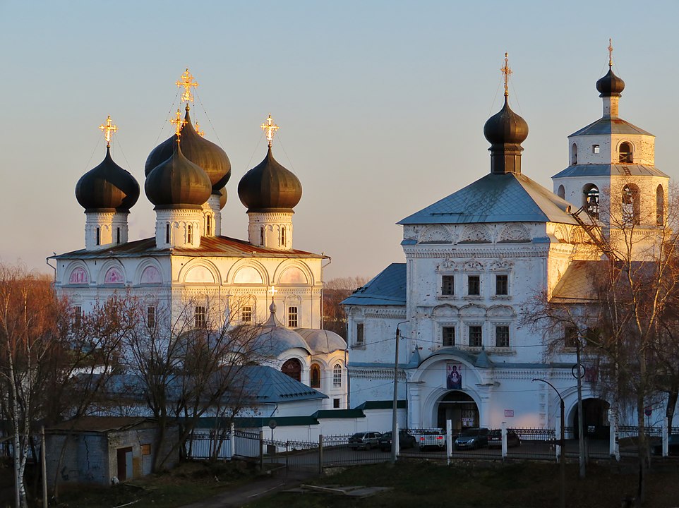 Ансамбль Трифонова монастыря г. Киров. Фото: wikipedia.org###https://ru.wikipedia.org/wiki/%D0%9A%D0%B8%D1%80%D0%BE%D0%B2