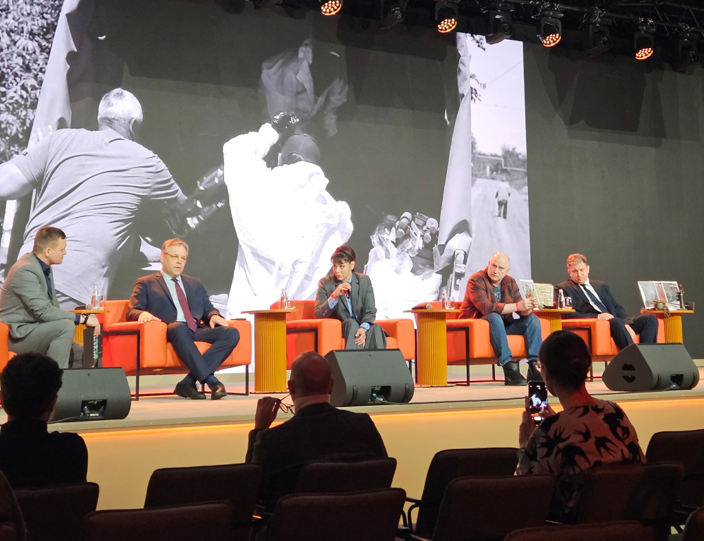 Круглый стол «Без срока давности». Фото: Светлана Сметанина