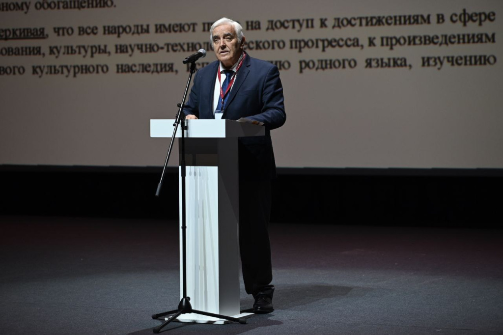 Ассамблея закрытие 3.jpg