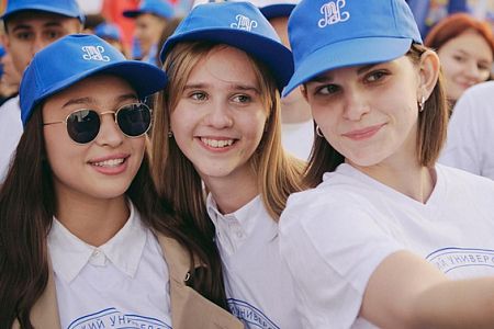 Молодых соотечественников приглашают на слёт в честь Дня Победы